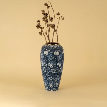 Chinese Blue Retro Vase Large Lifestyle