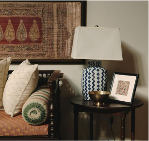 Esquer Decorative Table Lamp for Living Room